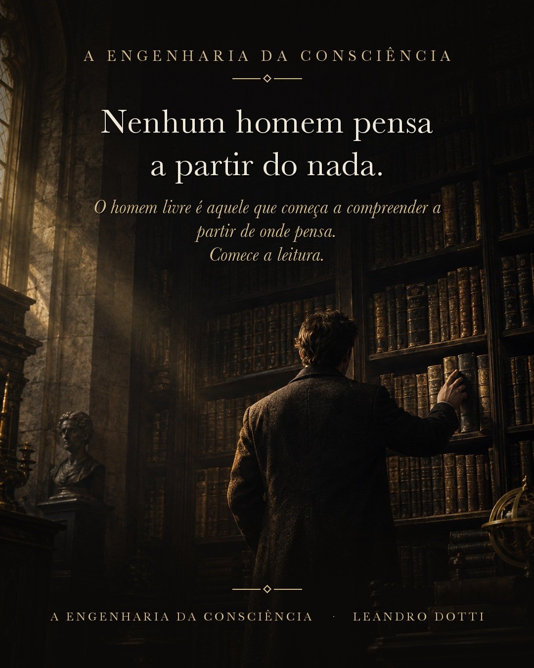 Homem de costas numa biblioteca antiga de pedra e madeira escura, tocando a lombada de um livro velho numa estante alta, sob um feixe de luz dourada.