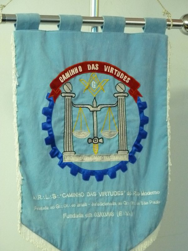 Estandarte - Caminho das Virtudes 3132